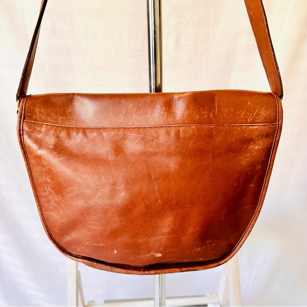SOLD. Vintage Coach Leather Bag Flap Magnetic Closure 90s - Picture 5 of 15